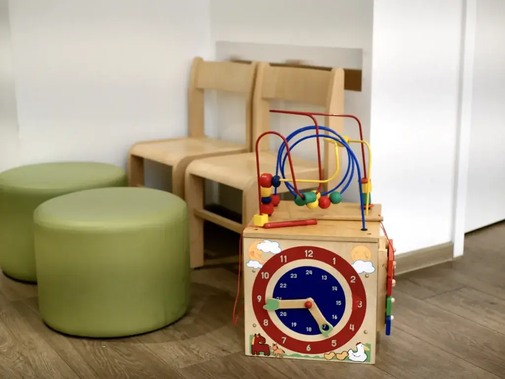 Kinderspielecke im Warteraum der Familienpraxis Gute Medizin Leipzig